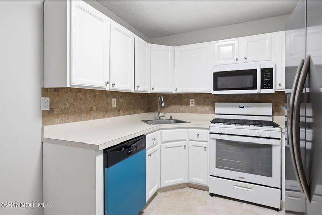 7 Riva Boulevard, Brick, NJ 08723