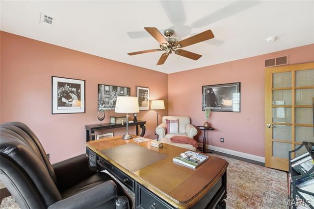 1107 N Oxfordshire Lane, Edwardsville, IL 62025