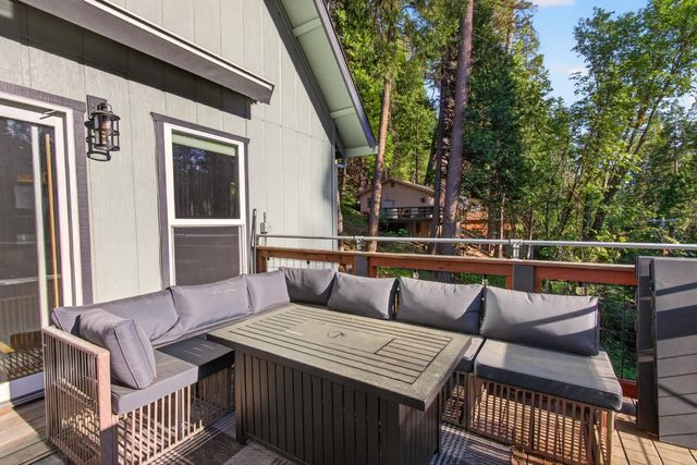 22437 Robin Hood, Tuolumne, CA 95383