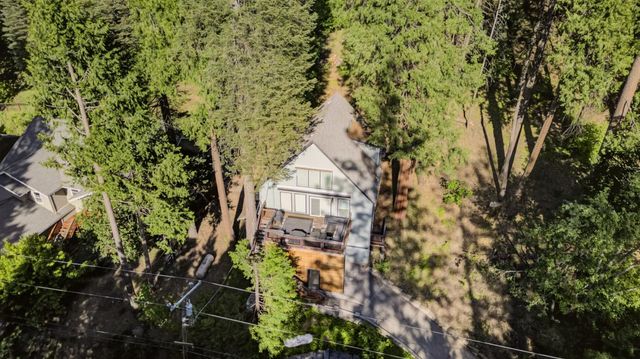 22437 Robin Hood, Tuolumne, CA 95383