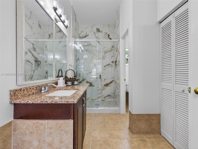 4317 SE Willow Ridge Dr, Weston, FL 33331