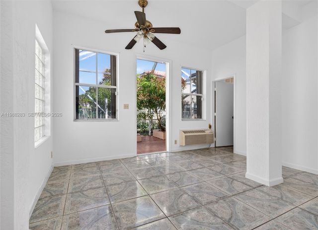 4317 SE Willow Ridge Dr, Weston, FL 33331