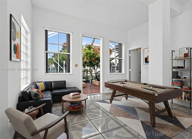 4317 SE Willow Ridge Dr, Weston, FL 33331