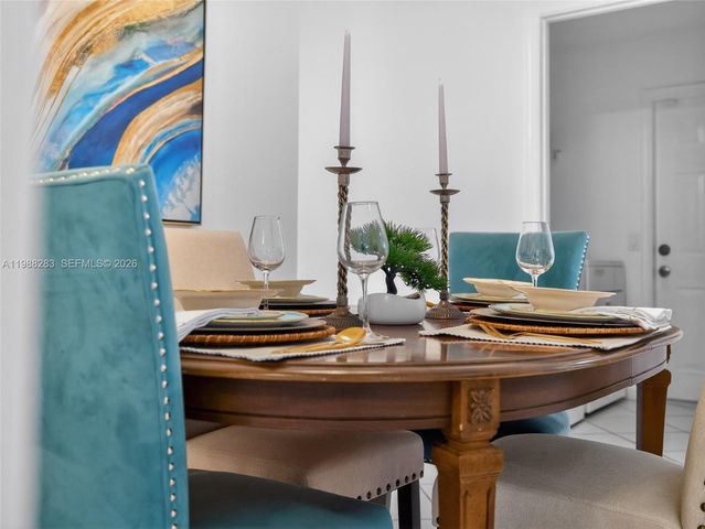 4317 SE Willow Ridge Dr, Weston, FL 33331