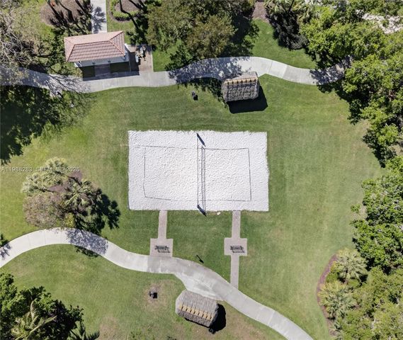 4317 SE Willow Ridge Dr, Weston, FL 33331