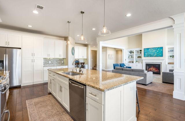 1613 23rd Avenue SE, Albuquerque, NM 87124