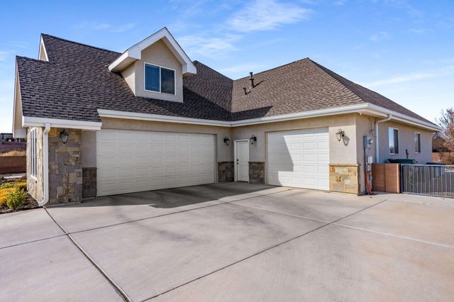 1613 23rd Avenue SE, Albuquerque, NM 87124