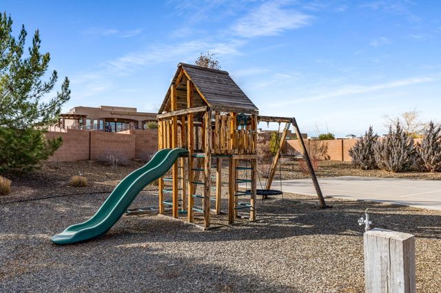 1613 23rd Avenue SE, Albuquerque, NM 87124