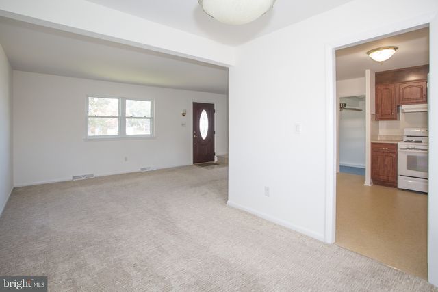 17 COMMONWEALTH BLVD, New Castle, DE 19720