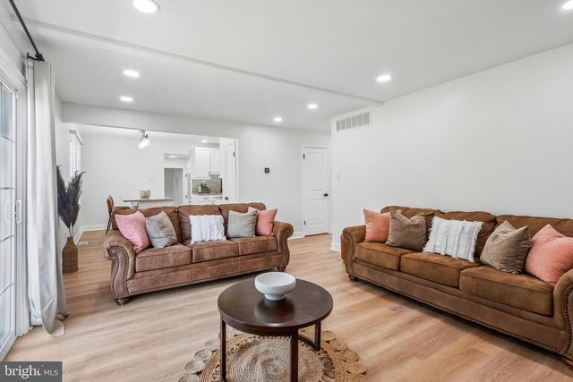 42 HAINES DR, Sewell, NJ 08080