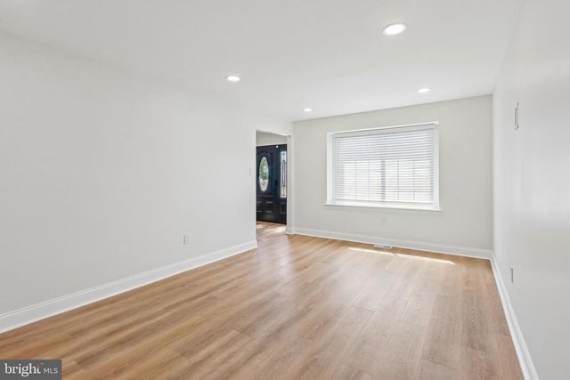 42 HAINES DR, Sewell, NJ 08080