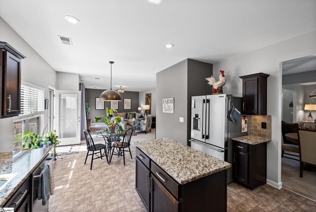108 Winespring Place, Simpsonville, SC 29681