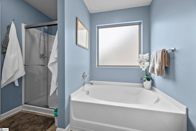 108 Winespring Place, Simpsonville, SC 29681