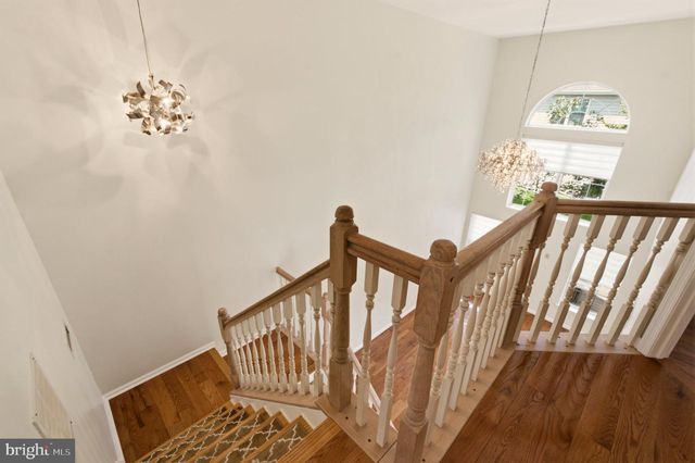 8607 NORMANDY DR, Mt Laurel, NJ 08054