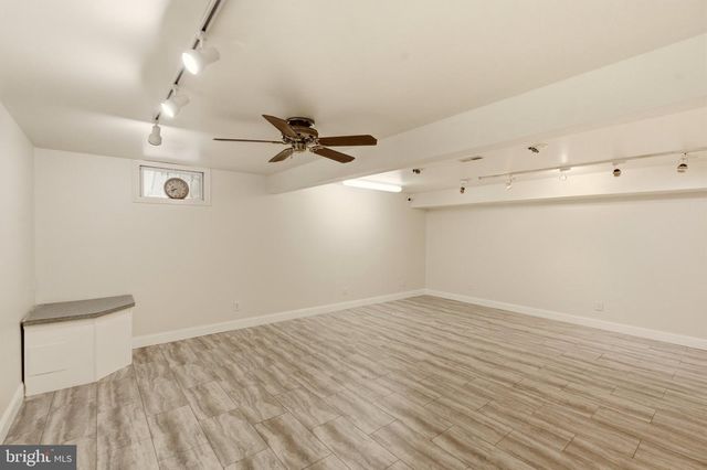 8607 NORMANDY DR, Mt Laurel, NJ 08054