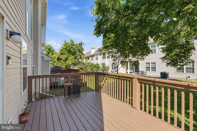 8607 NORMANDY DR, Mt Laurel, NJ 08054