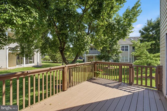 8607 NORMANDY DR, Mt Laurel, NJ 08054