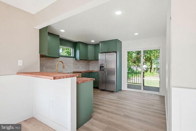 106 N LINCOLN AVE, National Park, NJ 08063