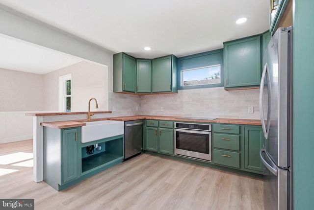 106 N LINCOLN AVE, National Park, NJ 08063