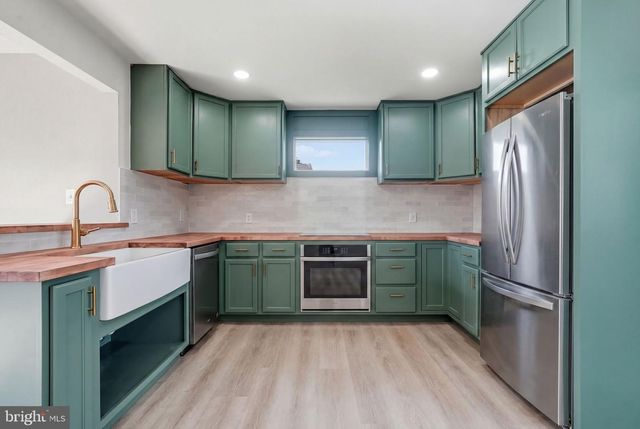106 N LINCOLN AVE, National Park, NJ 08063