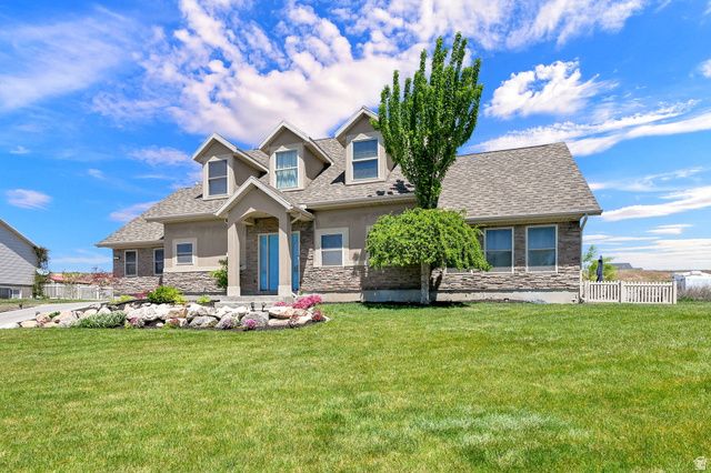 849 SAINT ANDREWS DR, Syracuse, UT 84075