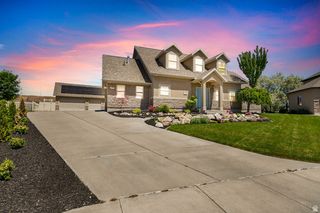 849 SAINT ANDREWS DR, Syracuse, UT 84075