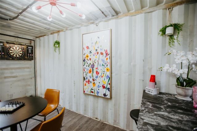 604 W Pecan ST, Johnson City, TX 78636