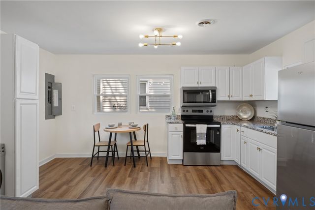 2911 Poplar St, Hopewell, VA 23860