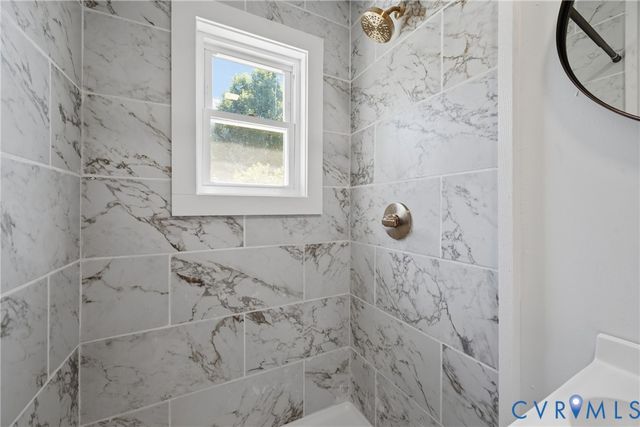 2911 Poplar St, Hopewell, VA 23860