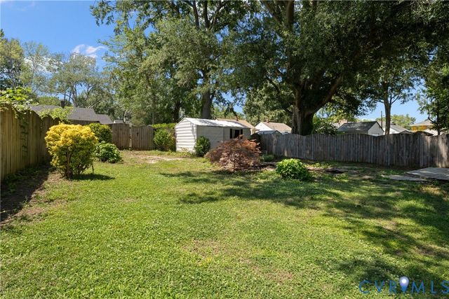 2911 Poplar St, Hopewell, VA 23860