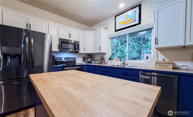 6503 NW Bondale Lane, Silverdale, WA 98383