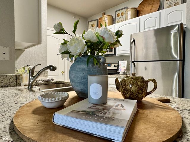 12873 Tradd Street 2B, Carmel, IN 46032