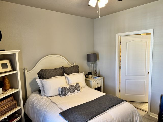 12873 Tradd Street 2B, Carmel, IN 46032