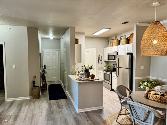 12873 Tradd Street 2B, Carmel, IN 46032