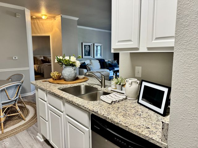 12873 Tradd Street 2B, Carmel, IN 46032