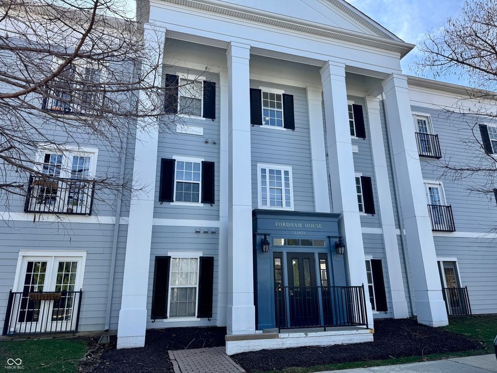 12873 Tradd Street 2B, Carmel, IN 46032