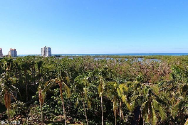 5550 Heron Point DR 504, Naples, FL 34108