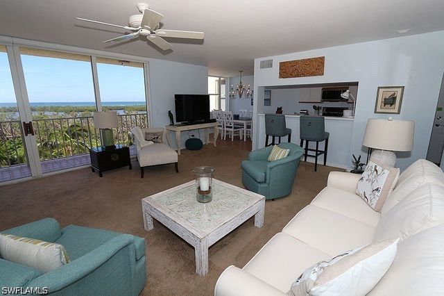 5550 Heron Point DR 504, Naples, FL 34108