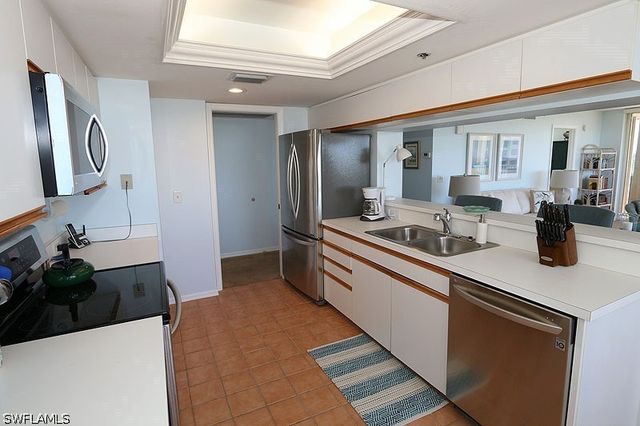 5550 Heron Point DR 504, Naples, FL 34108