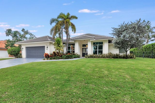 3317 Embassy Drive, West Palm Beach, FL 33401