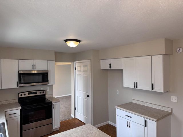 3098 HEISE ROAD, Omro, WI 54963