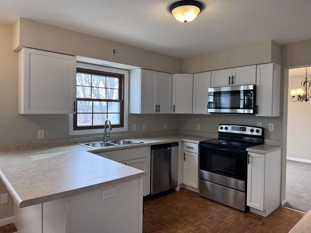 3098 HEISE ROAD, Omro, WI 54963