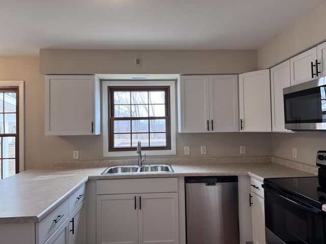 3098 HEISE ROAD, Omro, WI 54963