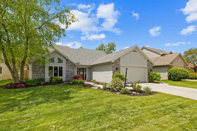 10833 Mill Lake Cove, Fort Wayne, IN 46845