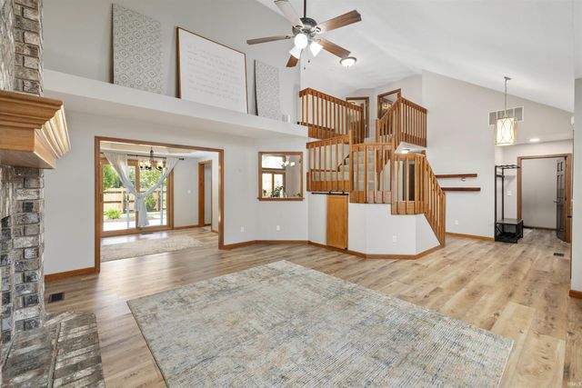 10833 Mill Lake Cove, Fort Wayne, IN 46845
