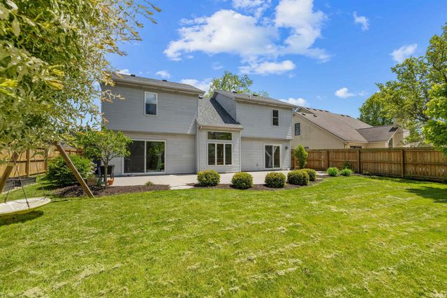 10833 Mill Lake Cove, Fort Wayne, IN 46845