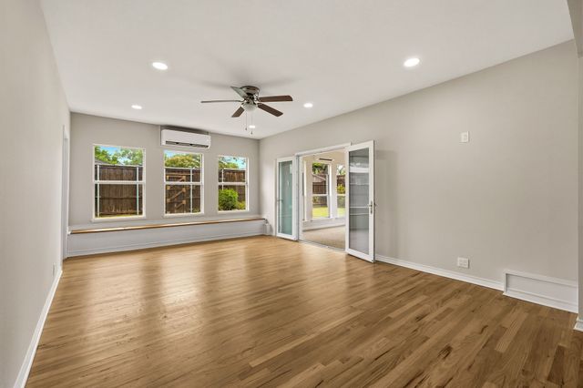 10419 Royalwood Drive, Dallas, TX 75238