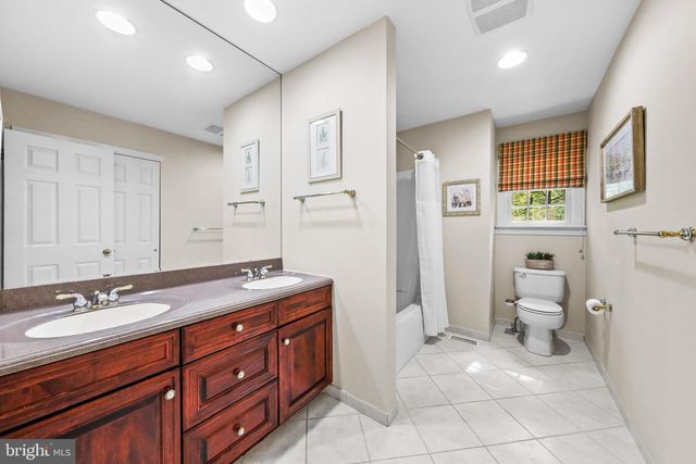 13 HIGHWOOD CT, Medford, NJ 08055