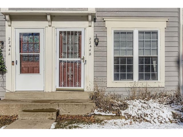 2244 S Jasper Way B, Aurora, CO 80013