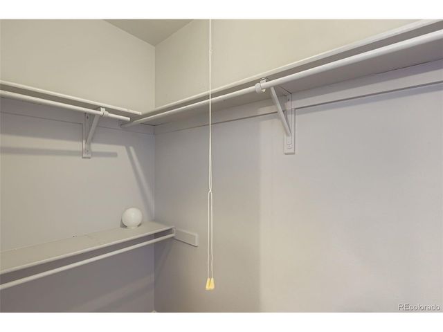 2244 S Jasper Way B, Aurora, CO 80013